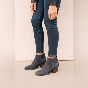 Sam Edelman Circus Preston Booties Women’s 8.5 Steel Grey Ankle Boots Low Heel